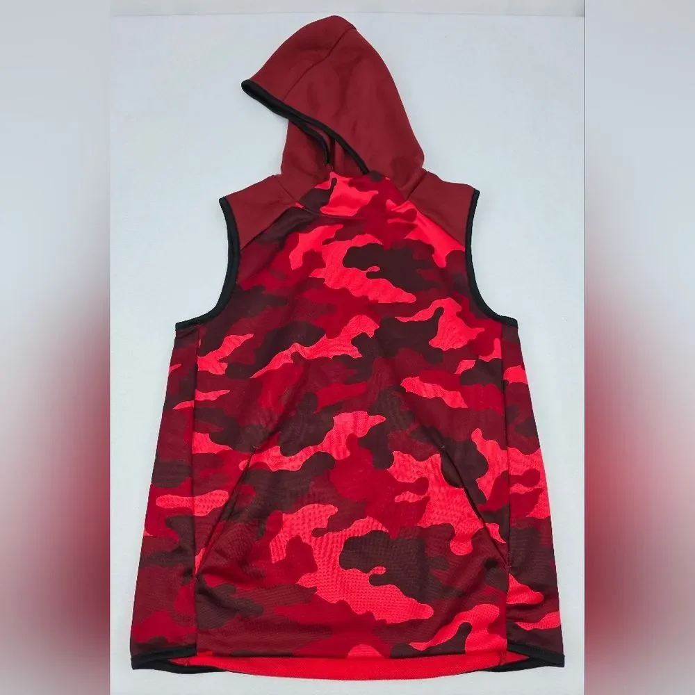 Old Navy Active Boy's Red Camo Sleeveless Hoodie Go-Dry Size 8 Y-0193